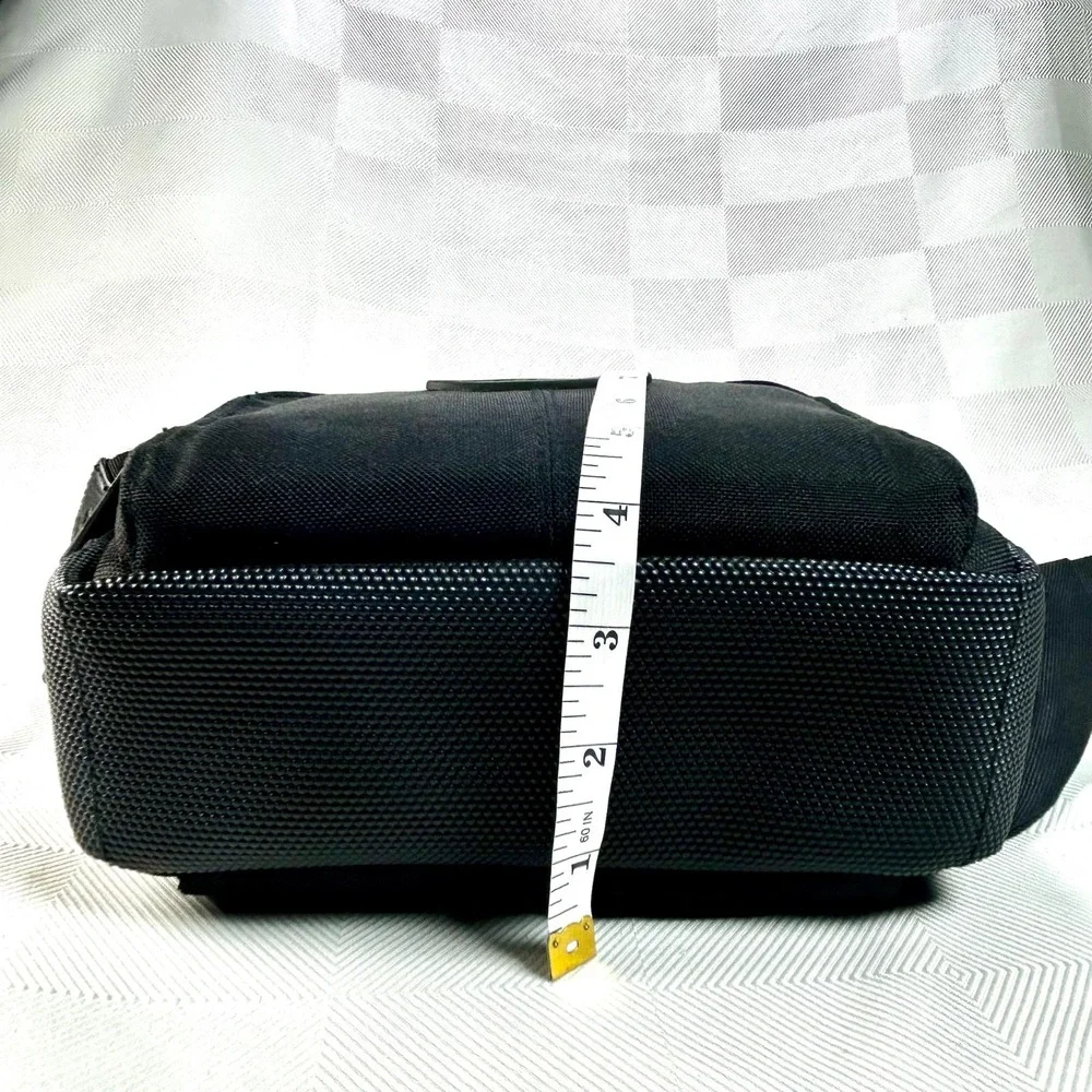 Case Logic Black Padded Camera Carrying Case Fanny Pack Adjustable Compartments
